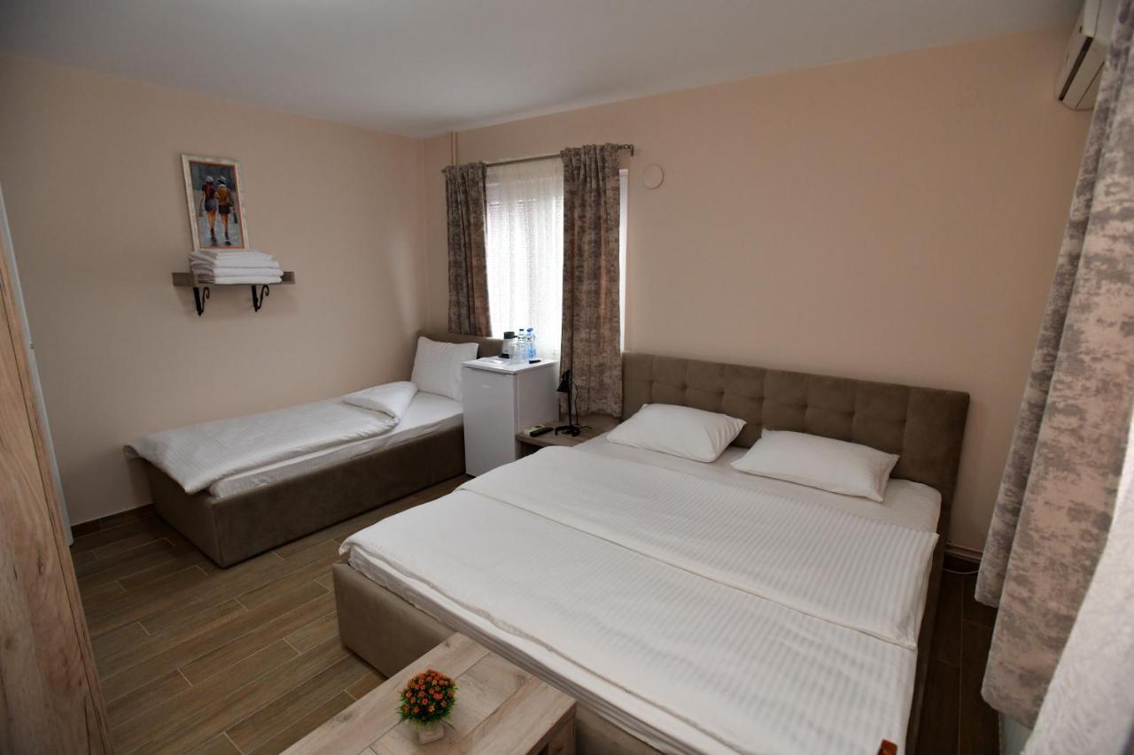 Alijansa Hotell Čačak Eksteriør bilde