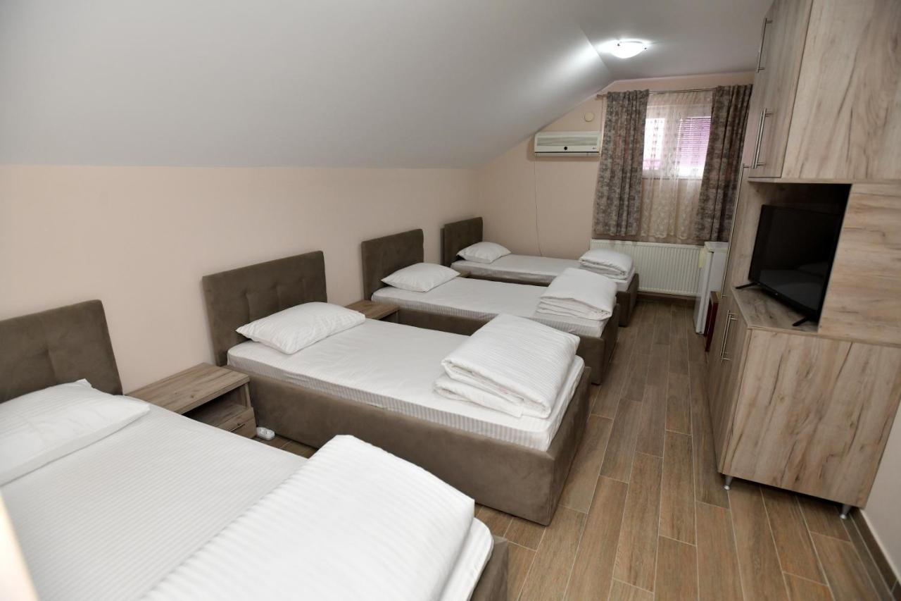 Alijansa Hotell Čačak Eksteriør bilde