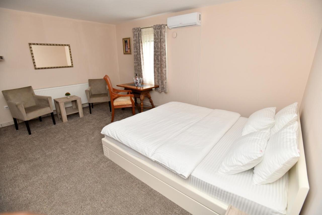 Alijansa Hotell Čačak Eksteriør bilde
